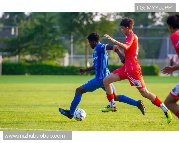 踢足球时应使用脚的哪个部位以提高控球和射门的准确性